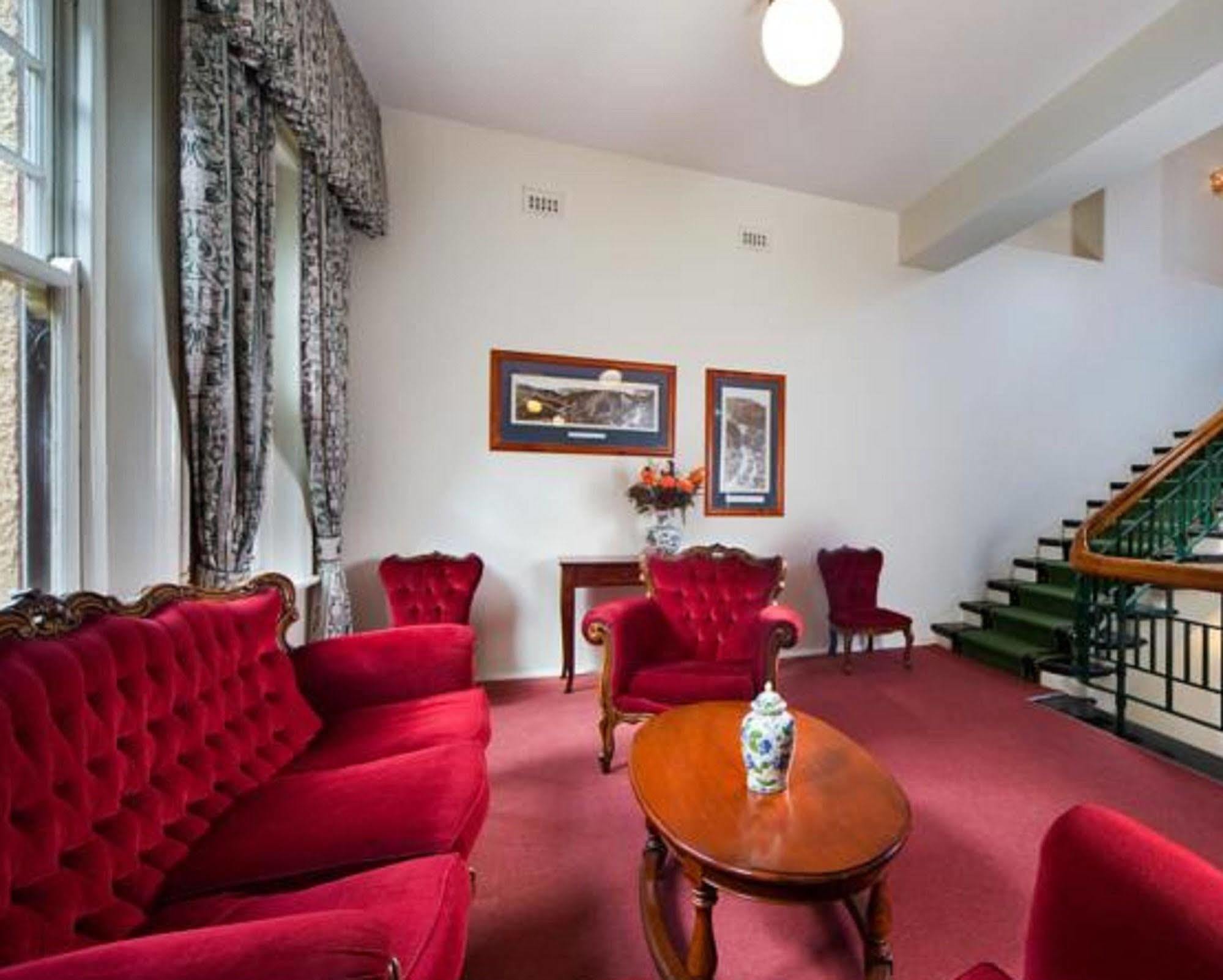 Jenolan Caves House Hotel Екстериор снимка